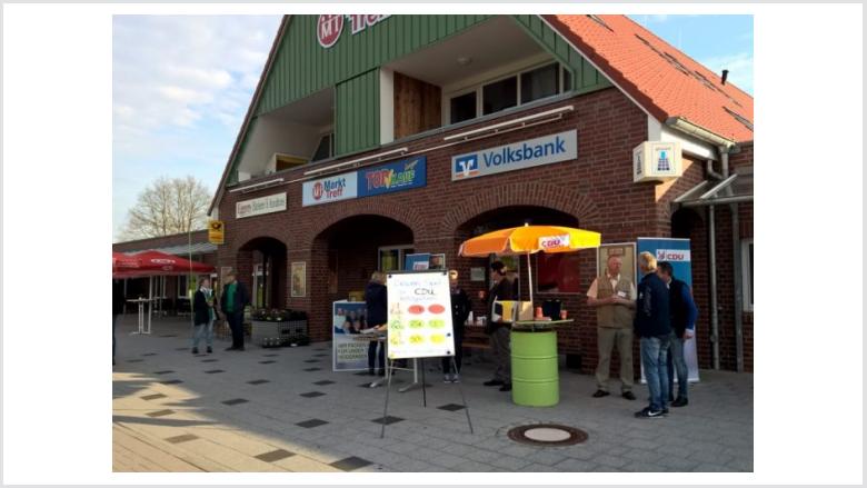 Informationsstand am Markttreff